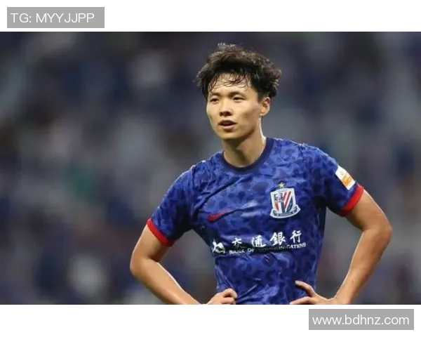 退役足球明星展现跑步风采视频引发球迷热议与怀旧情怀