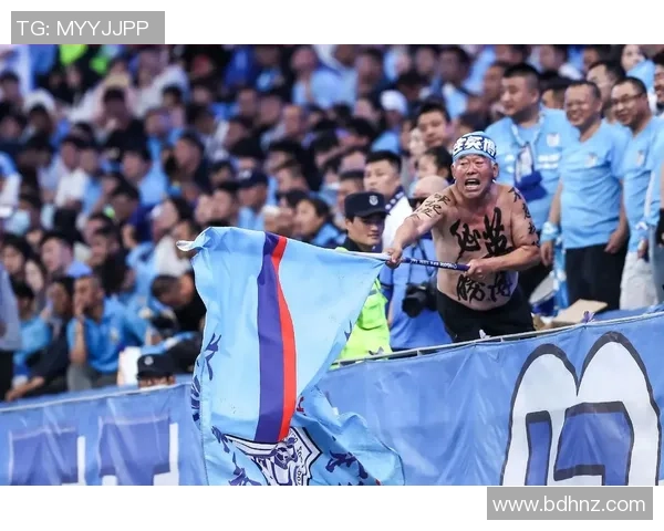 足球明星随机连麦互动体验让你与偶像零距离畅聊足球梦想与人生故事