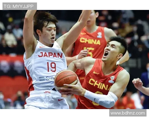 上海篮球队在世界杯预选赛中以85分稳居积分榜首位展现强劲实力 上海篮球队在世界杯预选赛中以85分稳居积分榜首位展现强劲实力