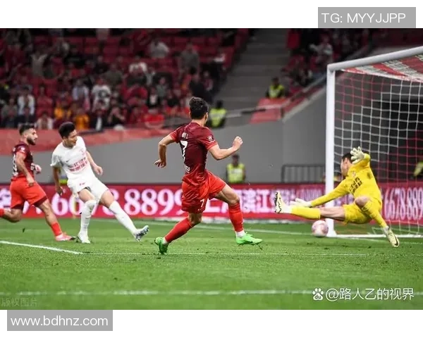 深圳排球队以100分领跑杯赛积分榜展现强劲实力和团队合作精神